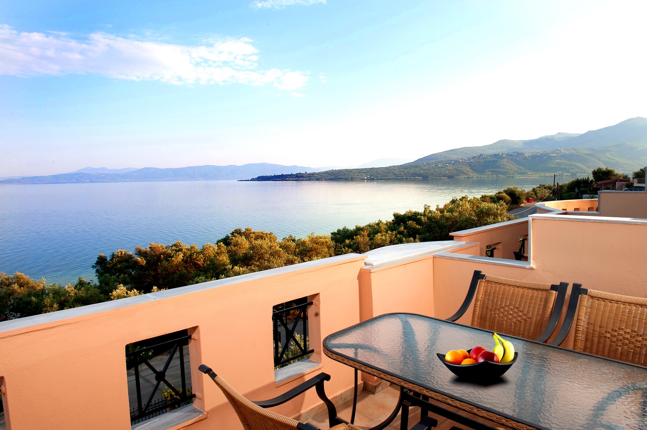 Effies House Aidipsos 18