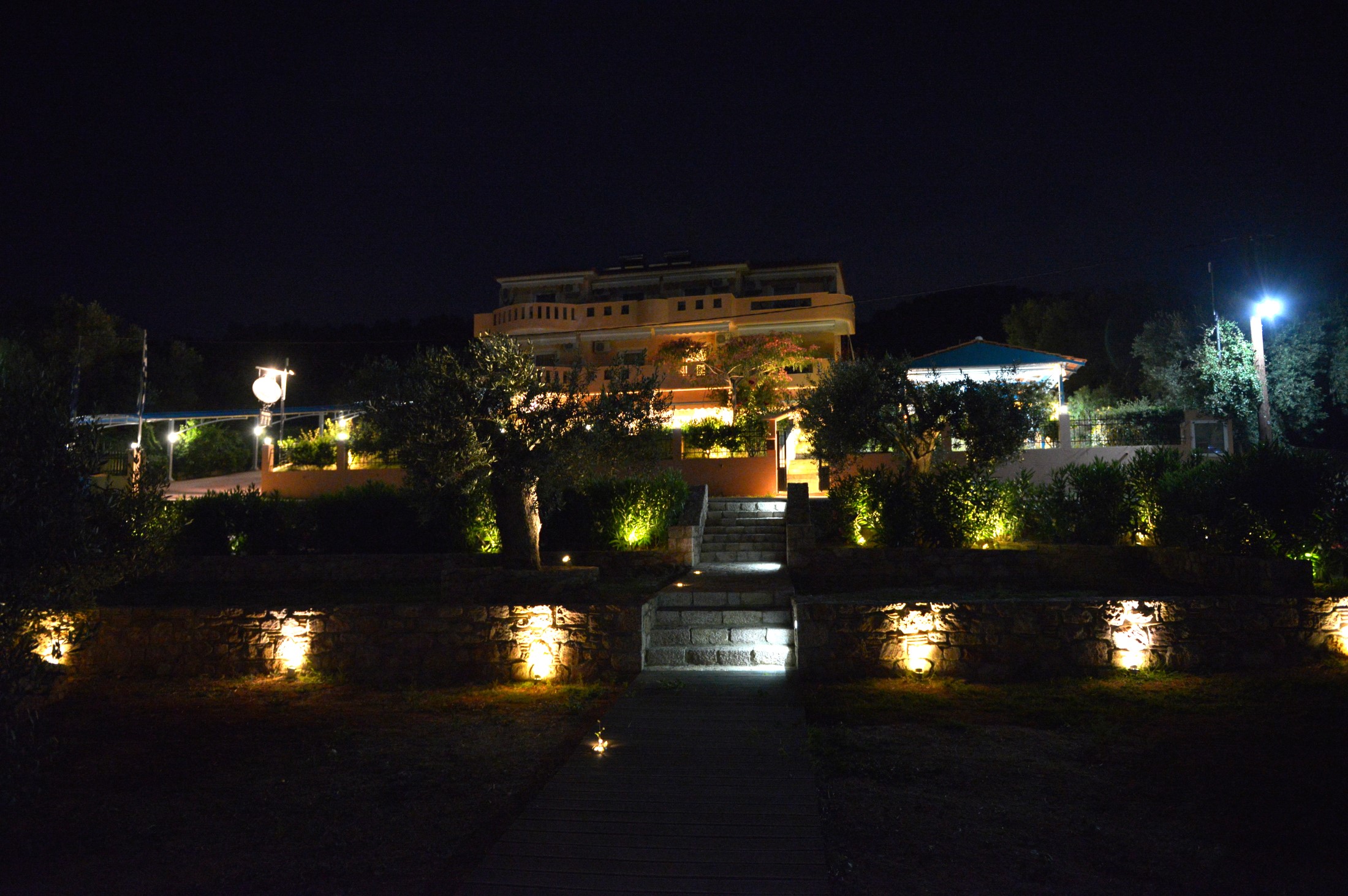 Effies House Aidipsos 31