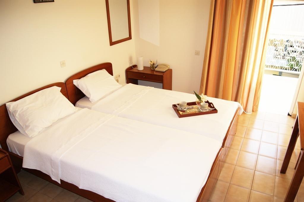 Villa Lia Edipsos 02