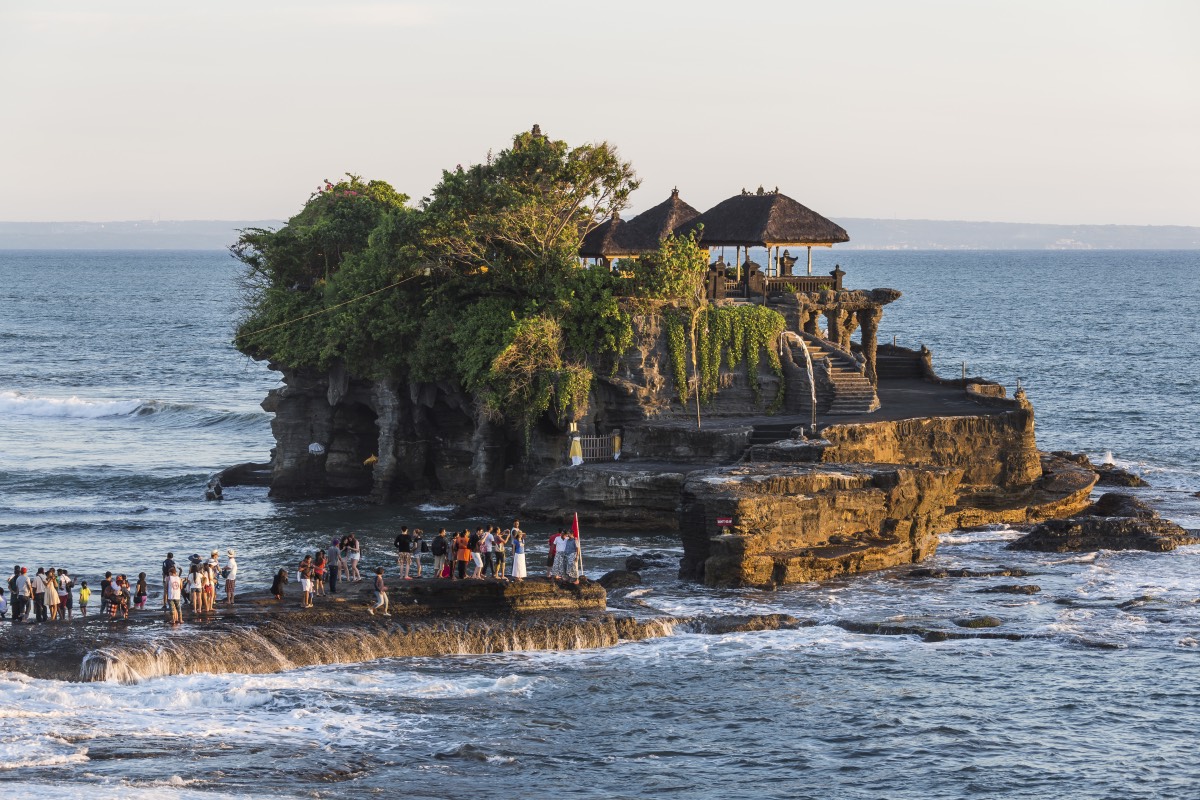 Ekdromi Bali 12